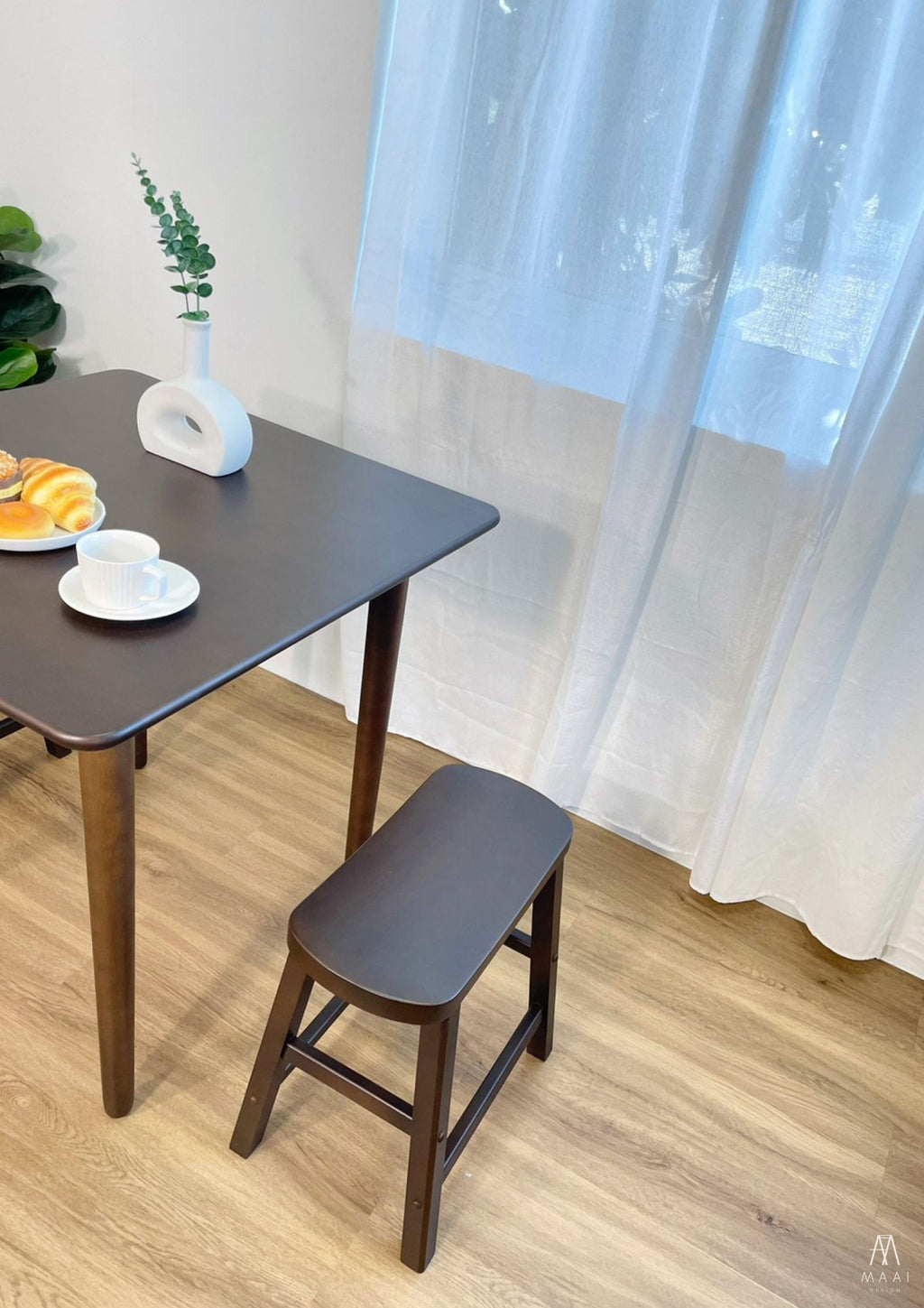 Haru Table