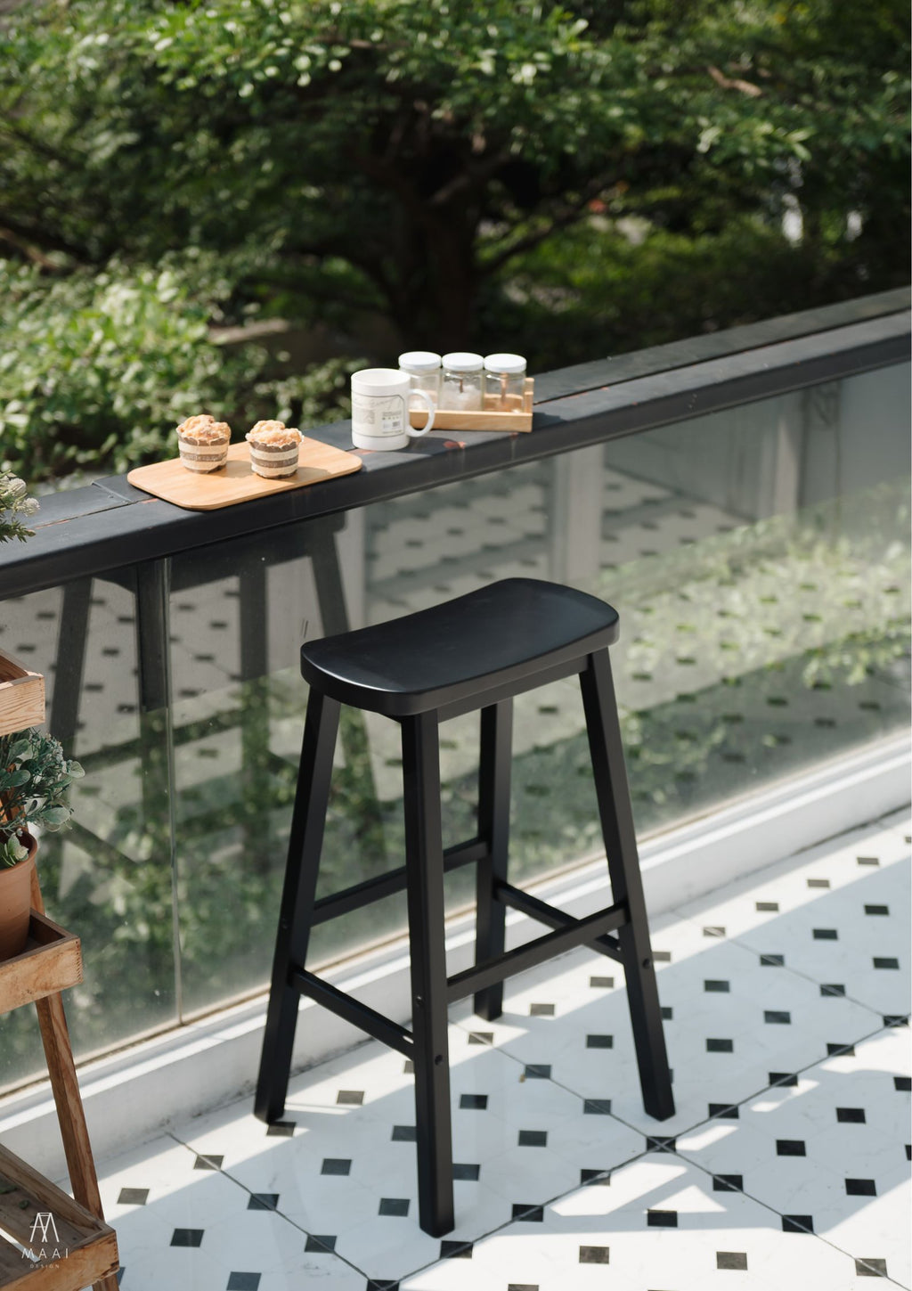 Basuru Stool
