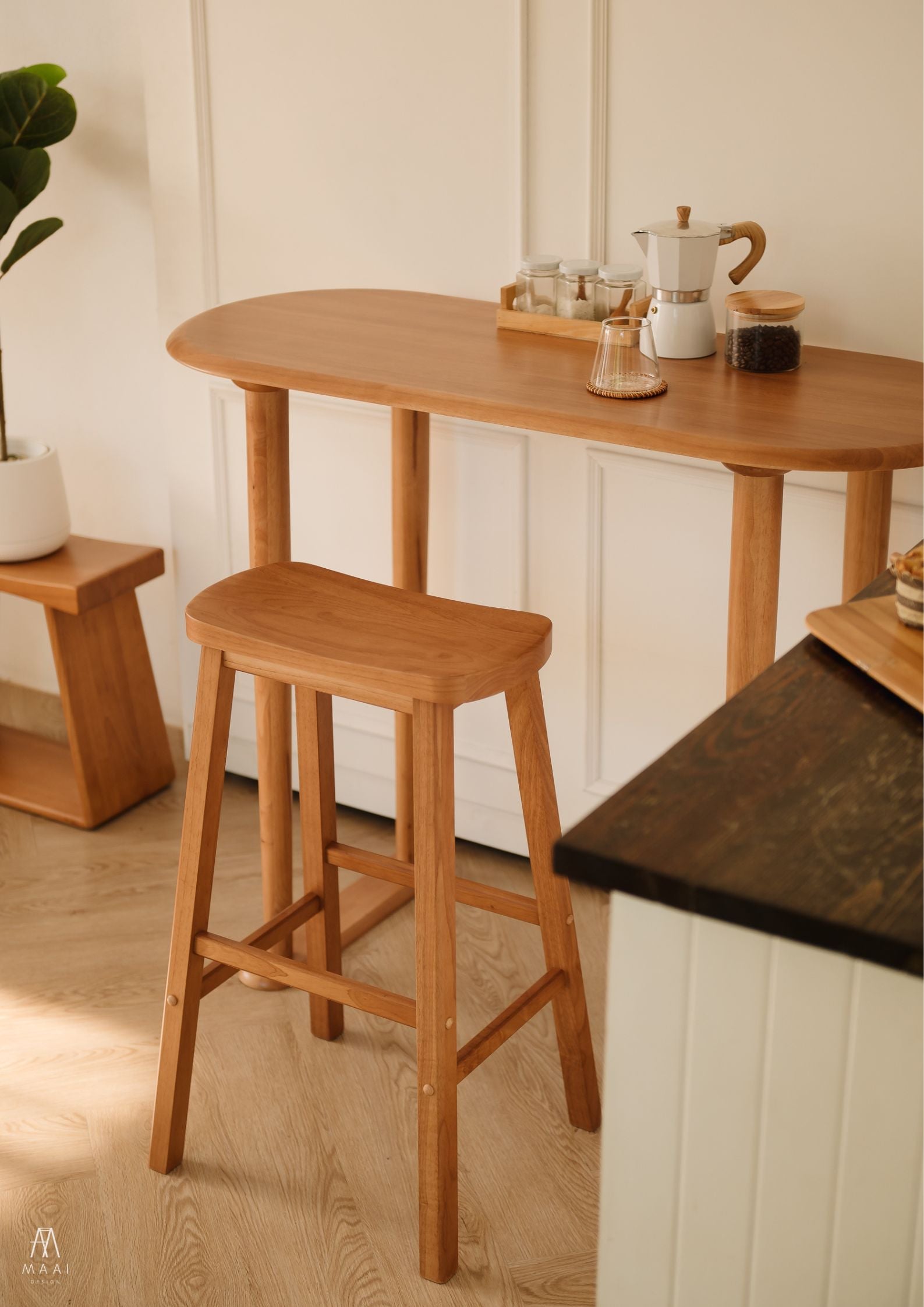 Basuru Stool Secondary image