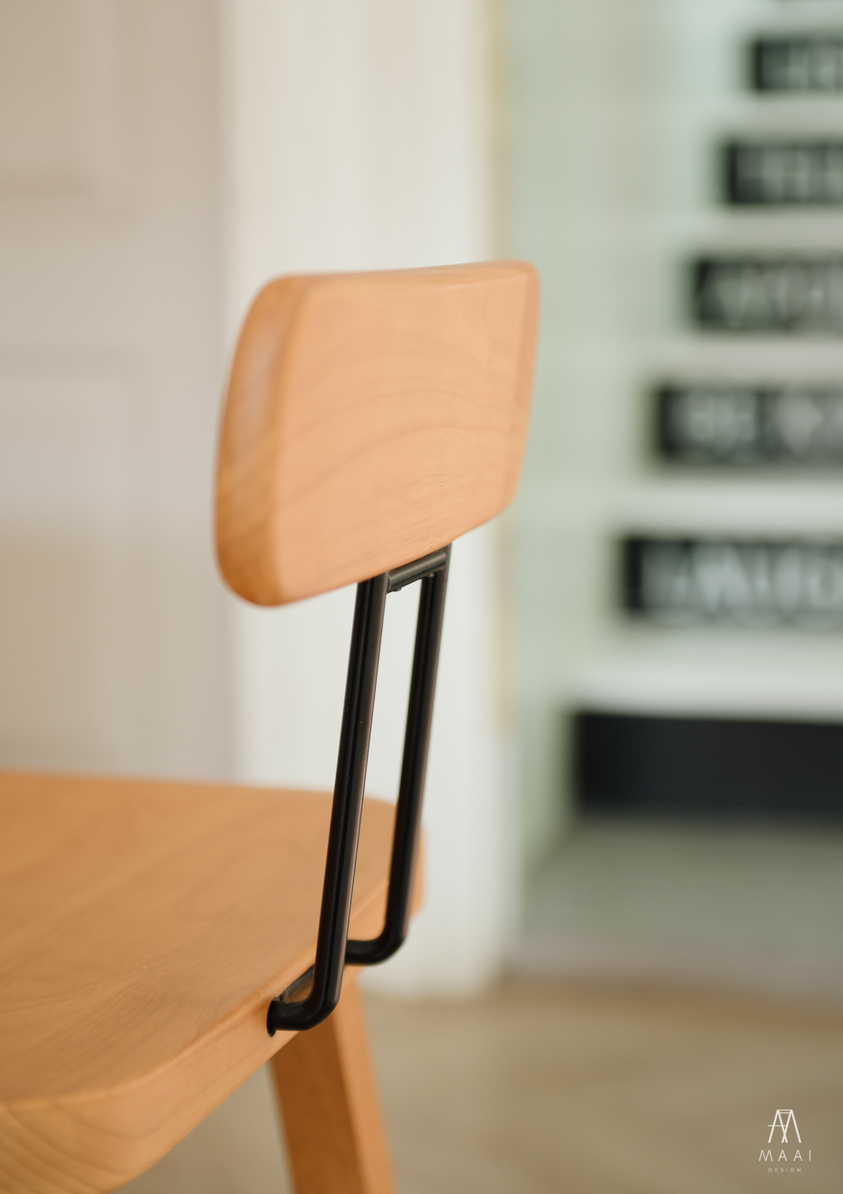 Mazeru Stool