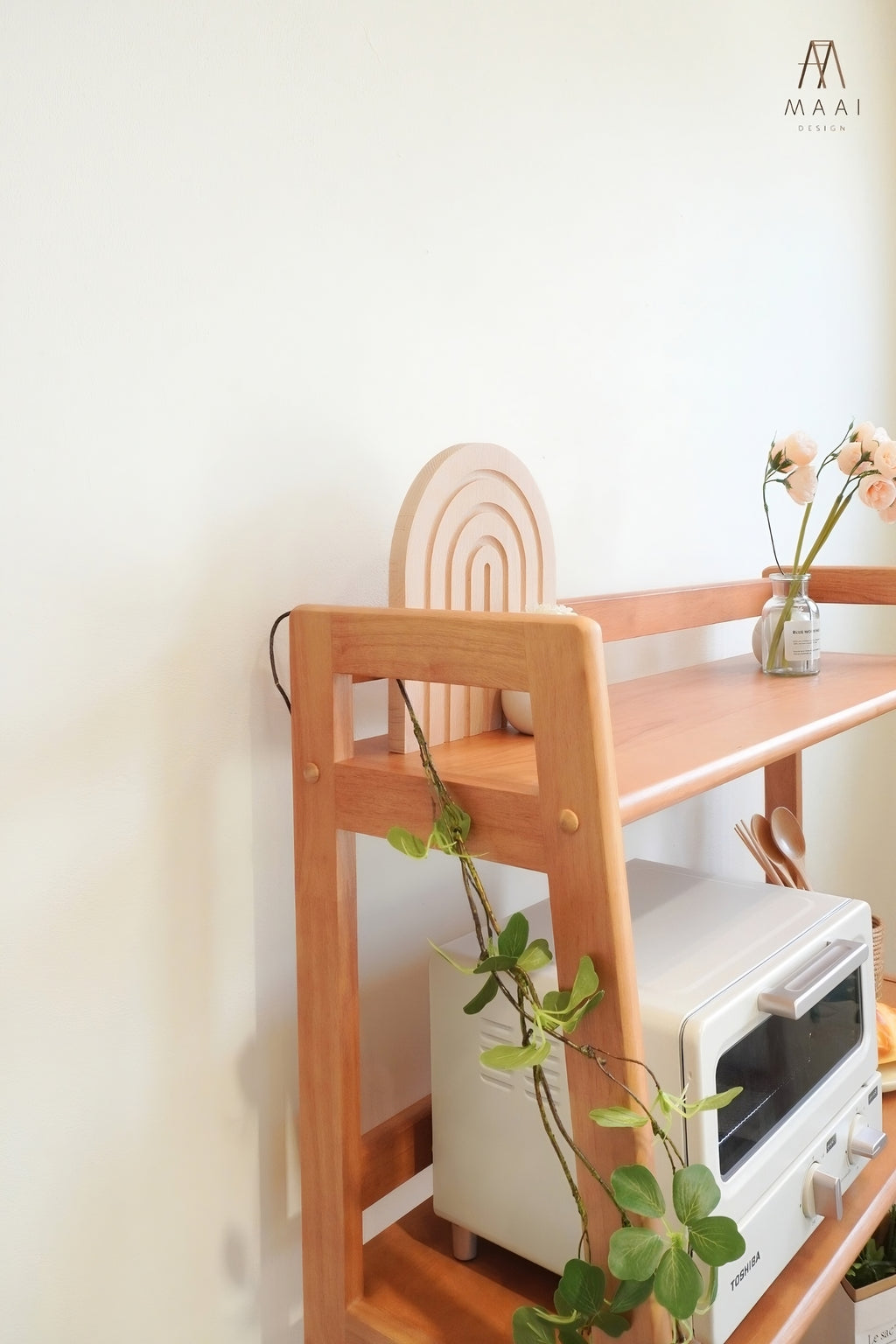Shiyoko Shelf