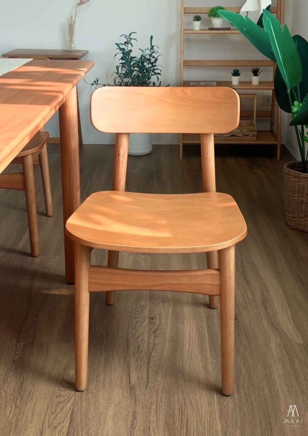 Ryufate Chair