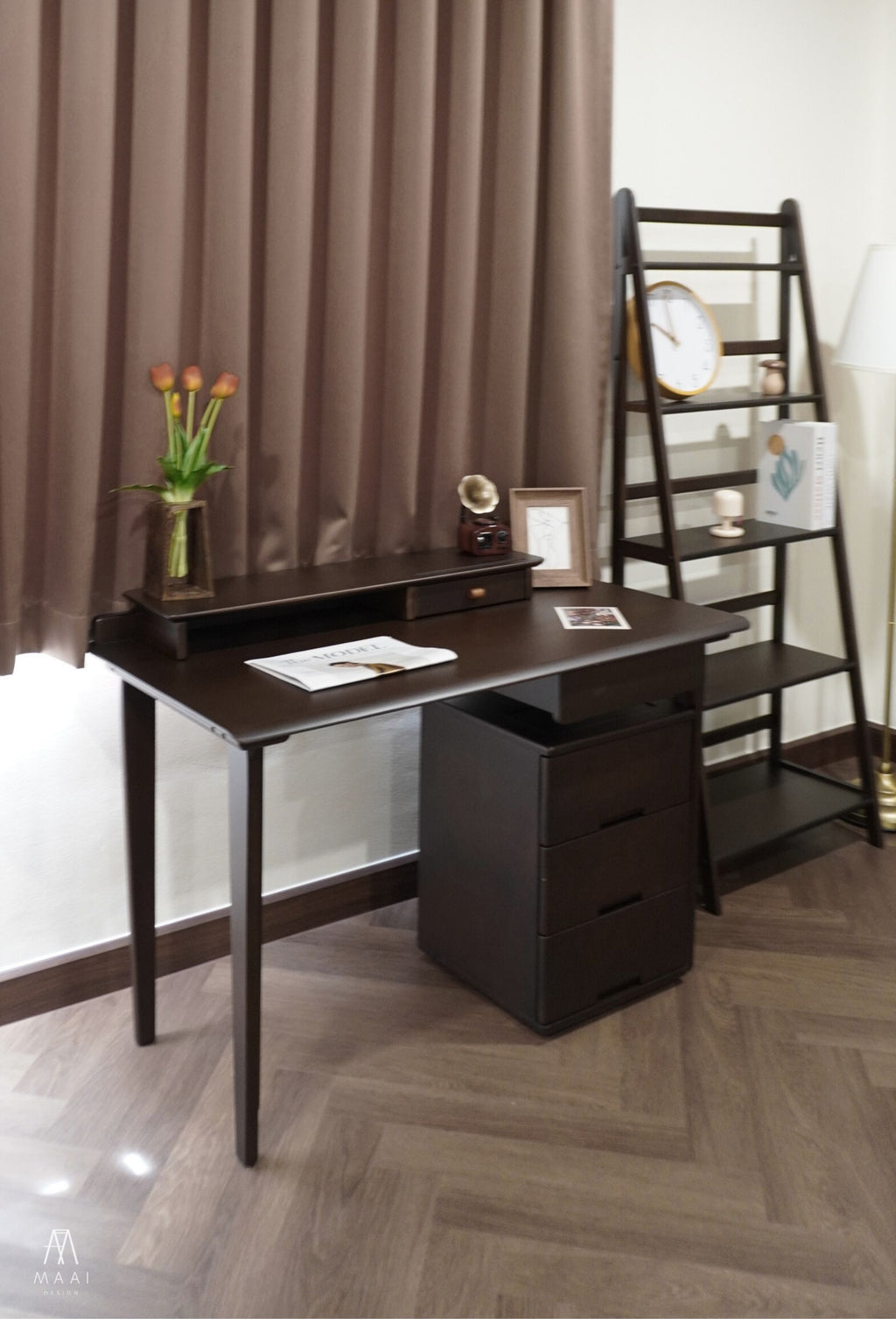 Benkyo Table