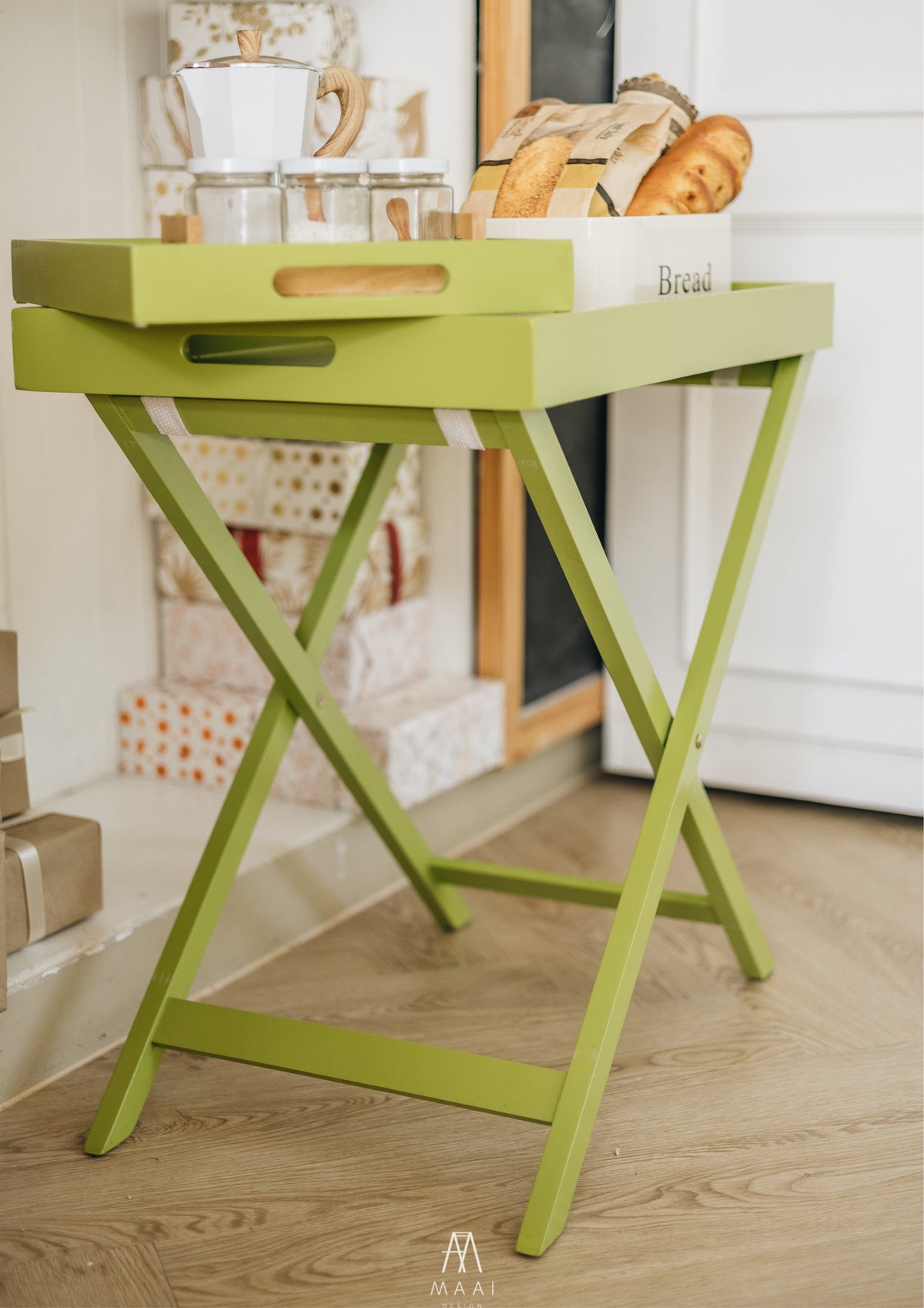 Tray Table