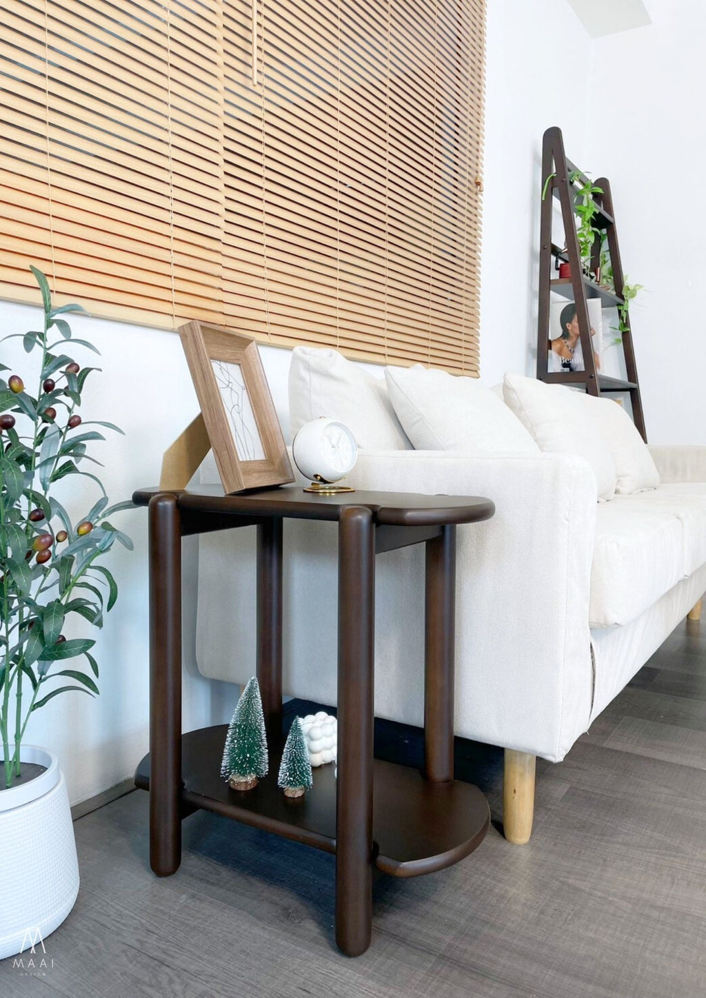 Chisai Side Table