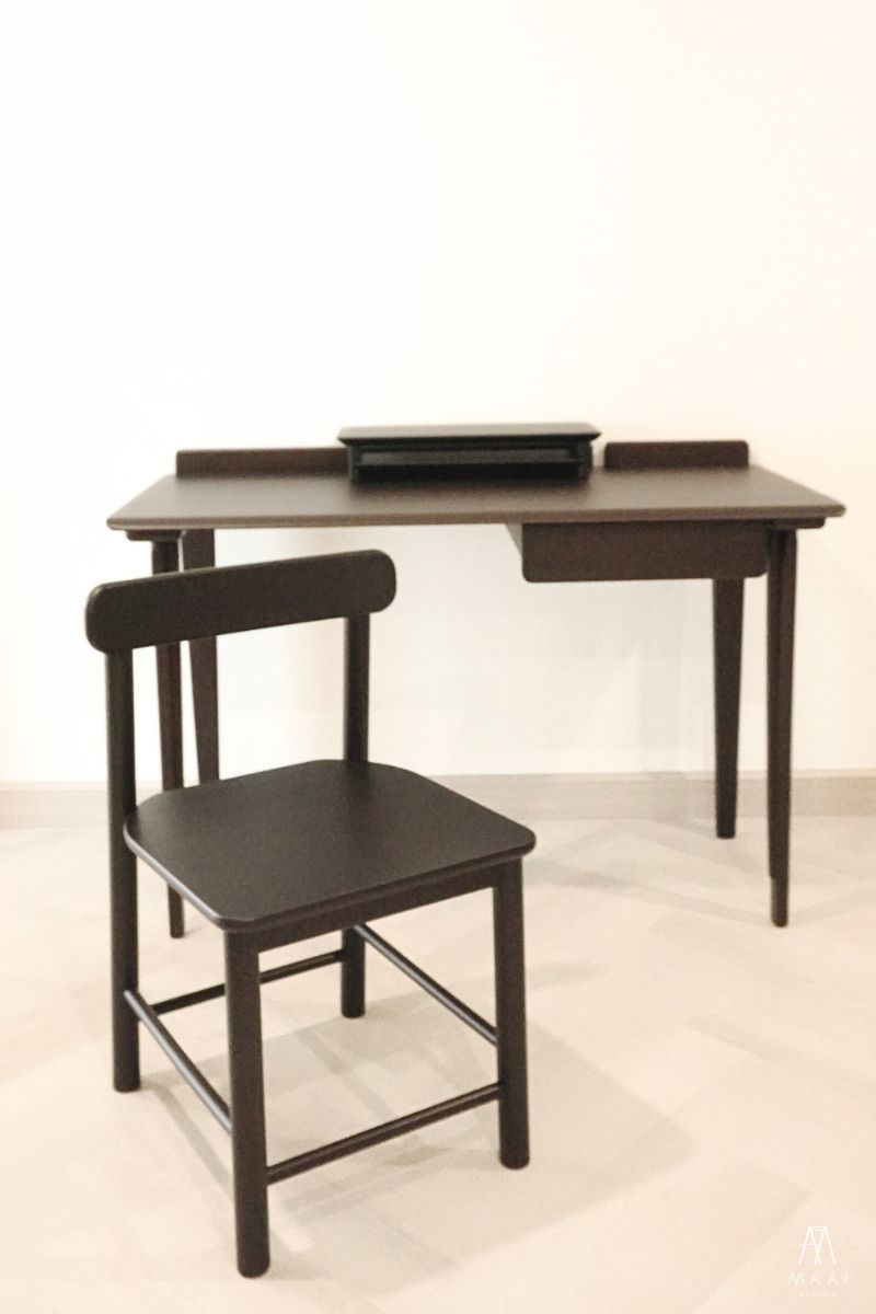 Isu Chair