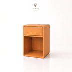 Uneru Side Table