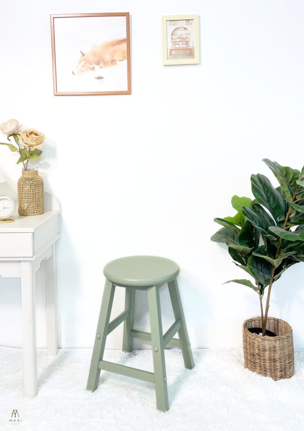 Gom Stool