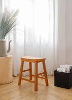 Yokuso Stool