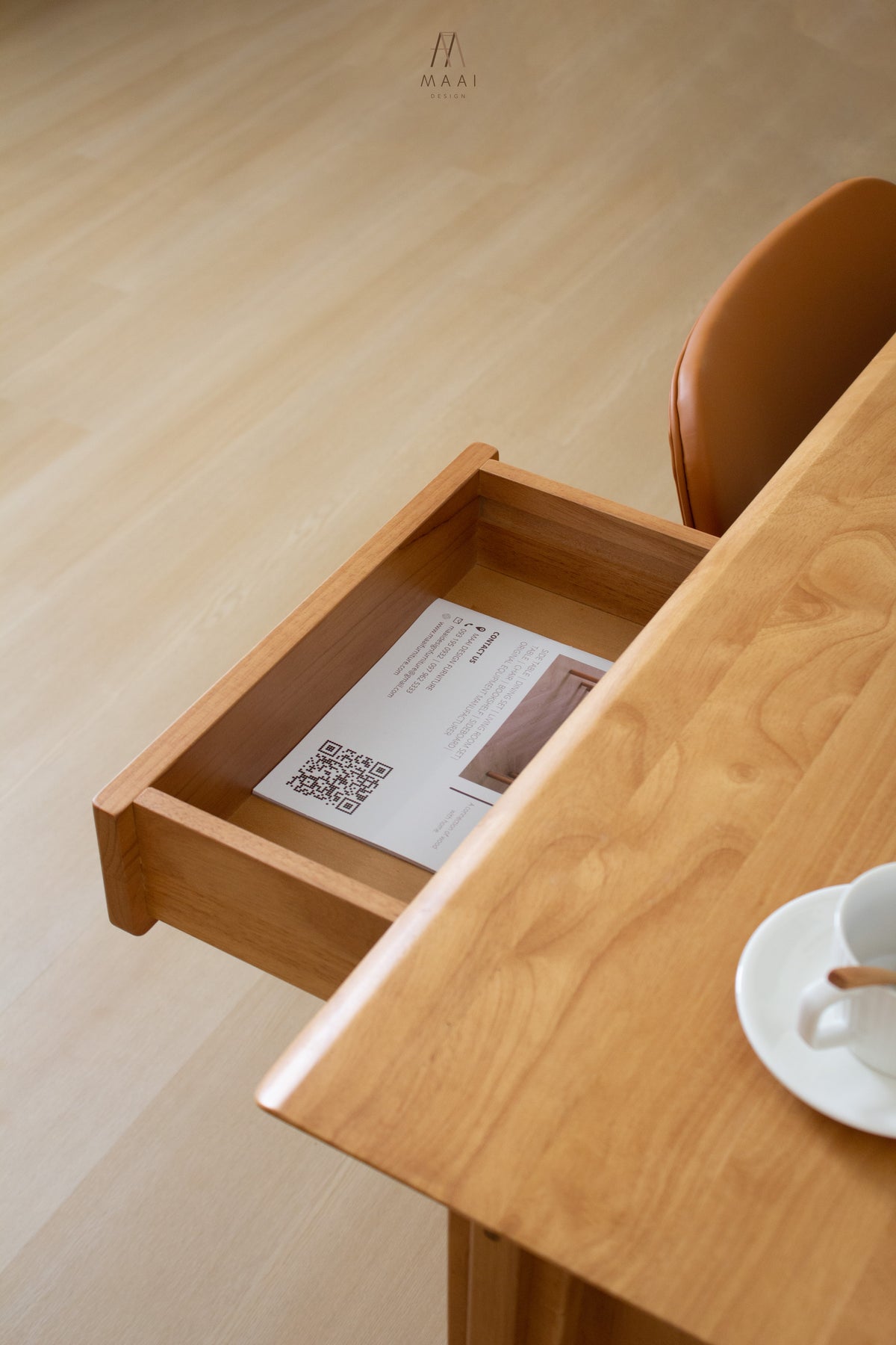 Benkyo Table