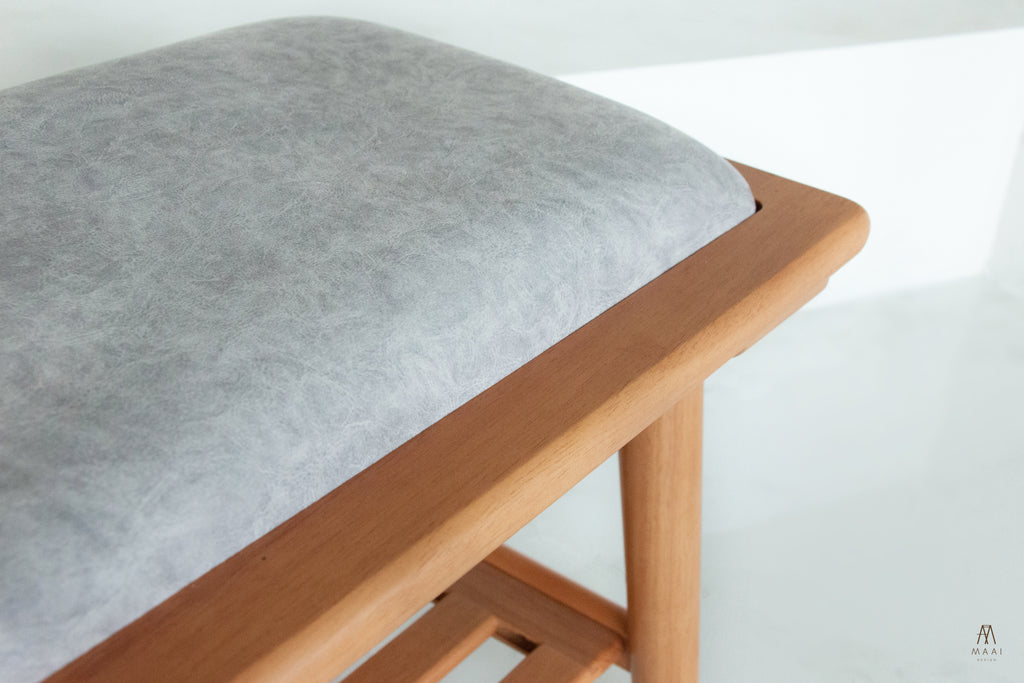 Kutsu Bench